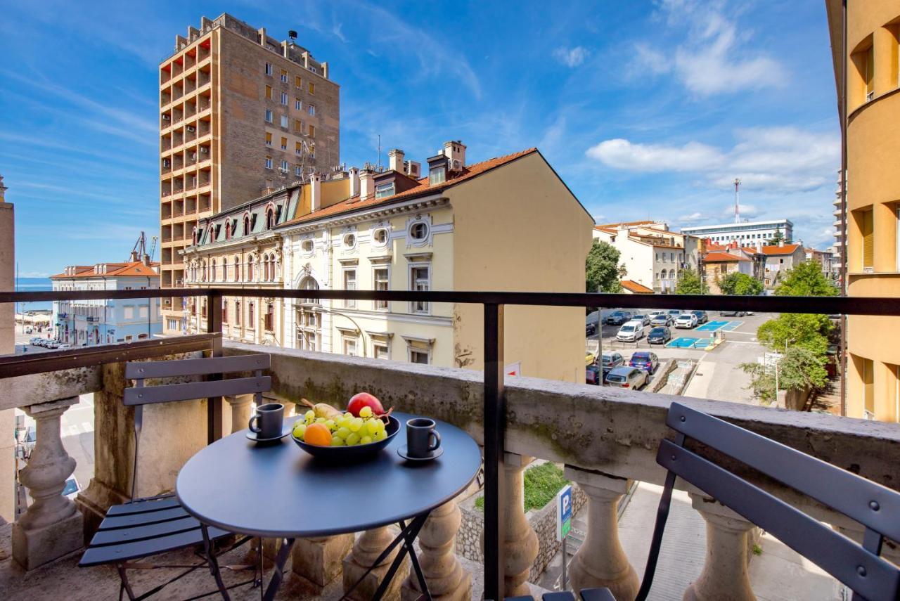 Apartments & Rooms One World Rijeka Exterior foto