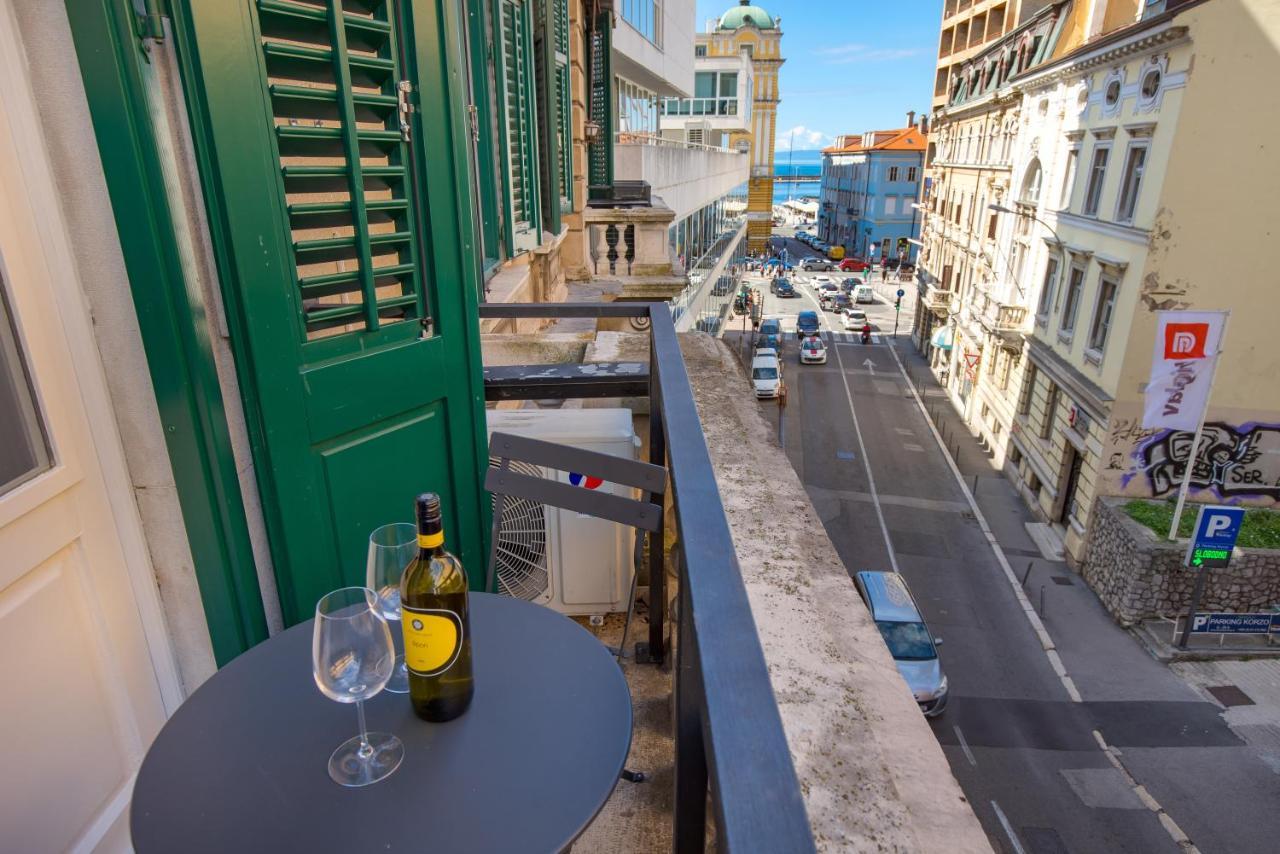 Apartments & Rooms One World Rijeka Exterior foto