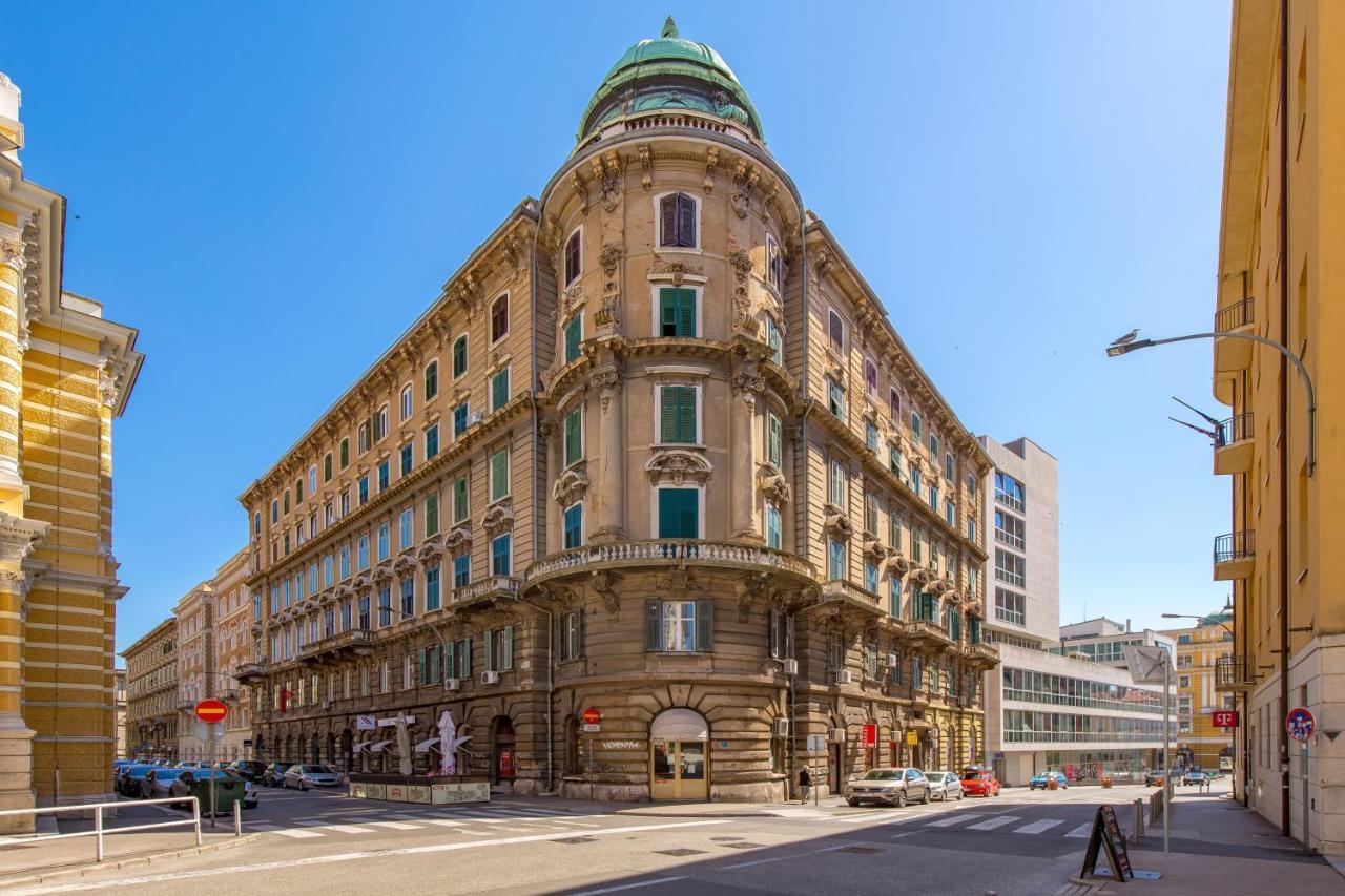 Apartments & Rooms One World Rijeka Exterior foto