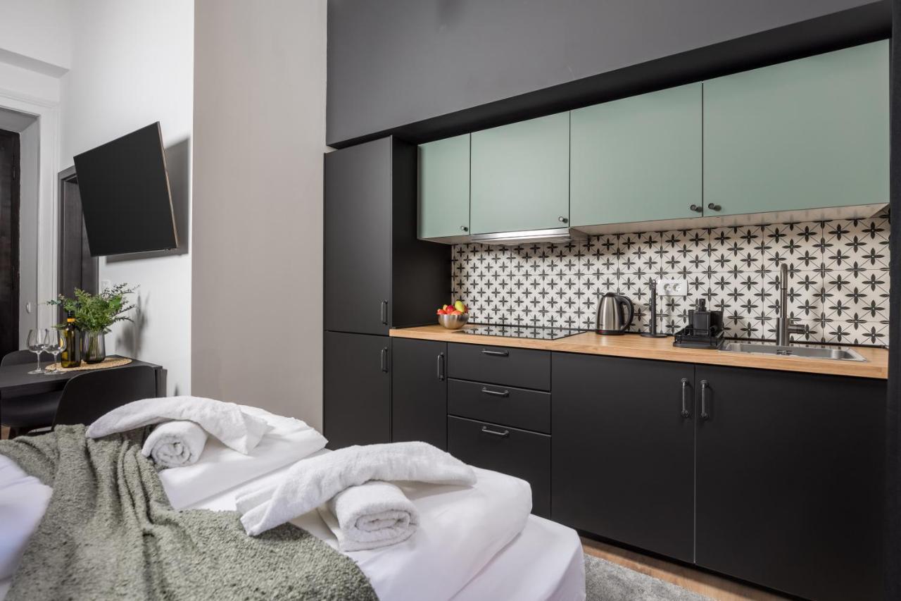 Apartments & Rooms One World Rijeka Exterior foto