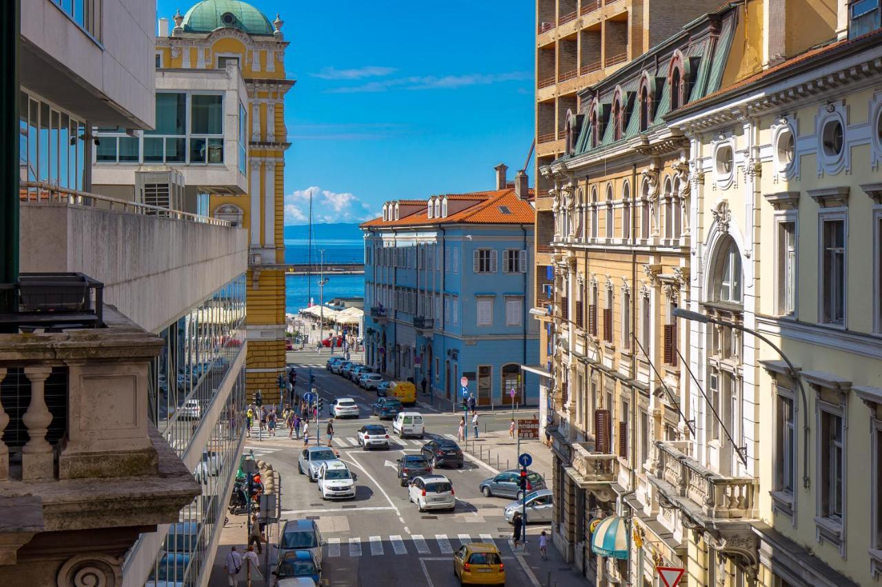 Apartments & Rooms One World Rijeka Exterior foto