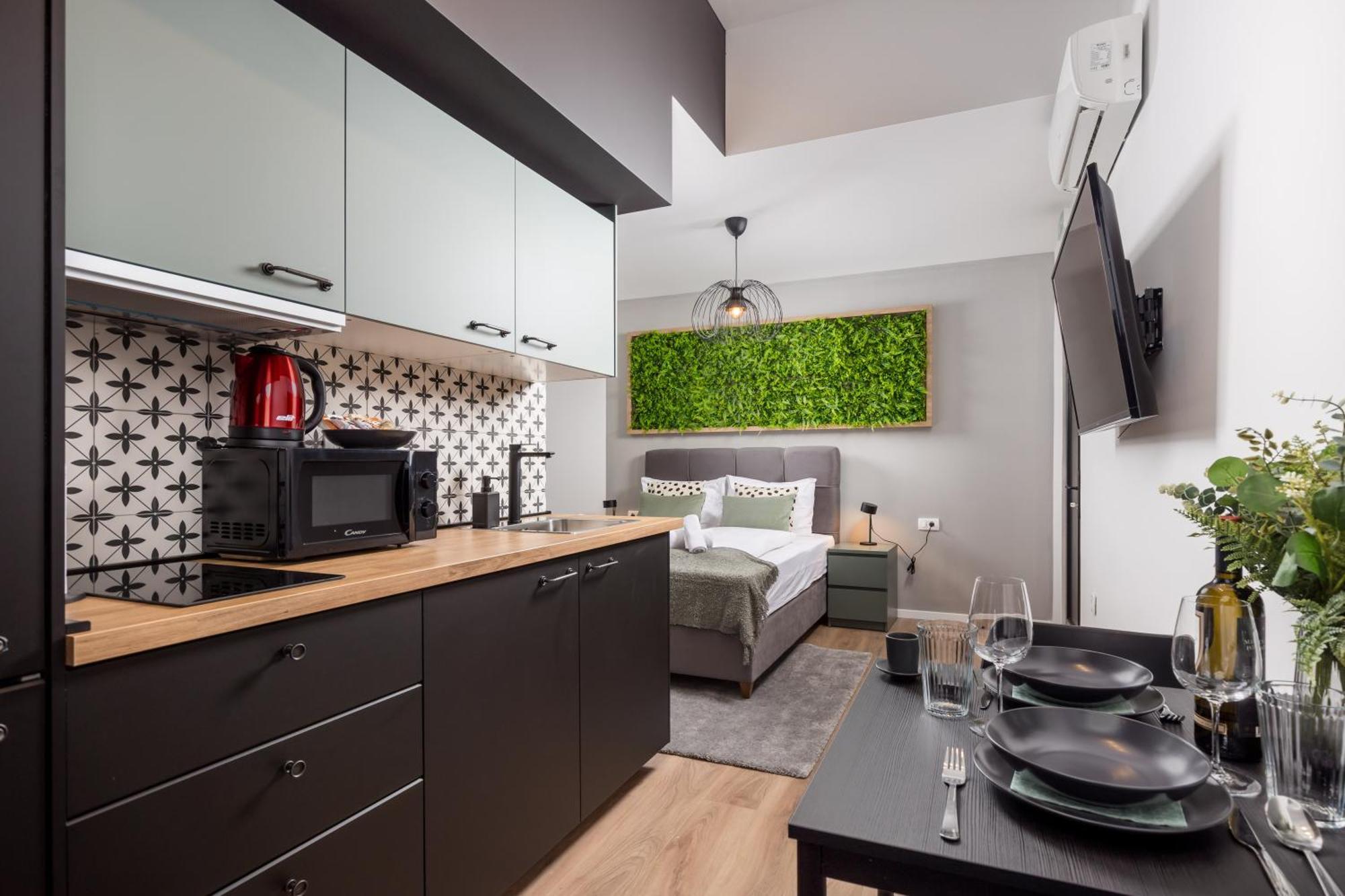 Apartments & Rooms One World Rijeka Exterior foto