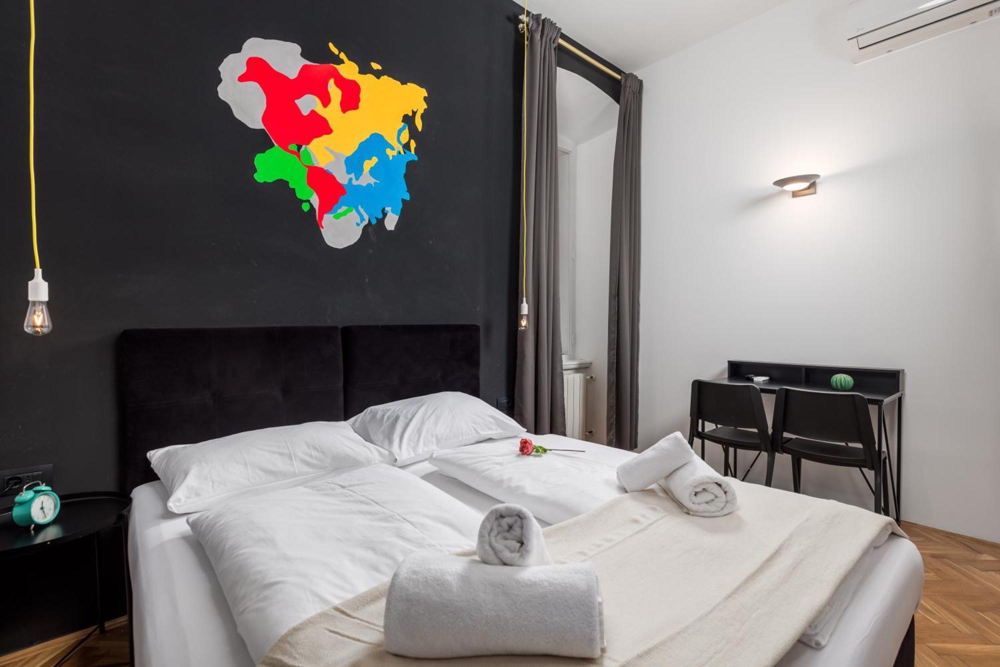 Apartments & Rooms One World Rijeka Exterior foto